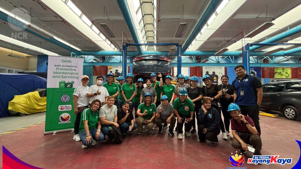 All women participants posing before their actual demo in Automotive PMS