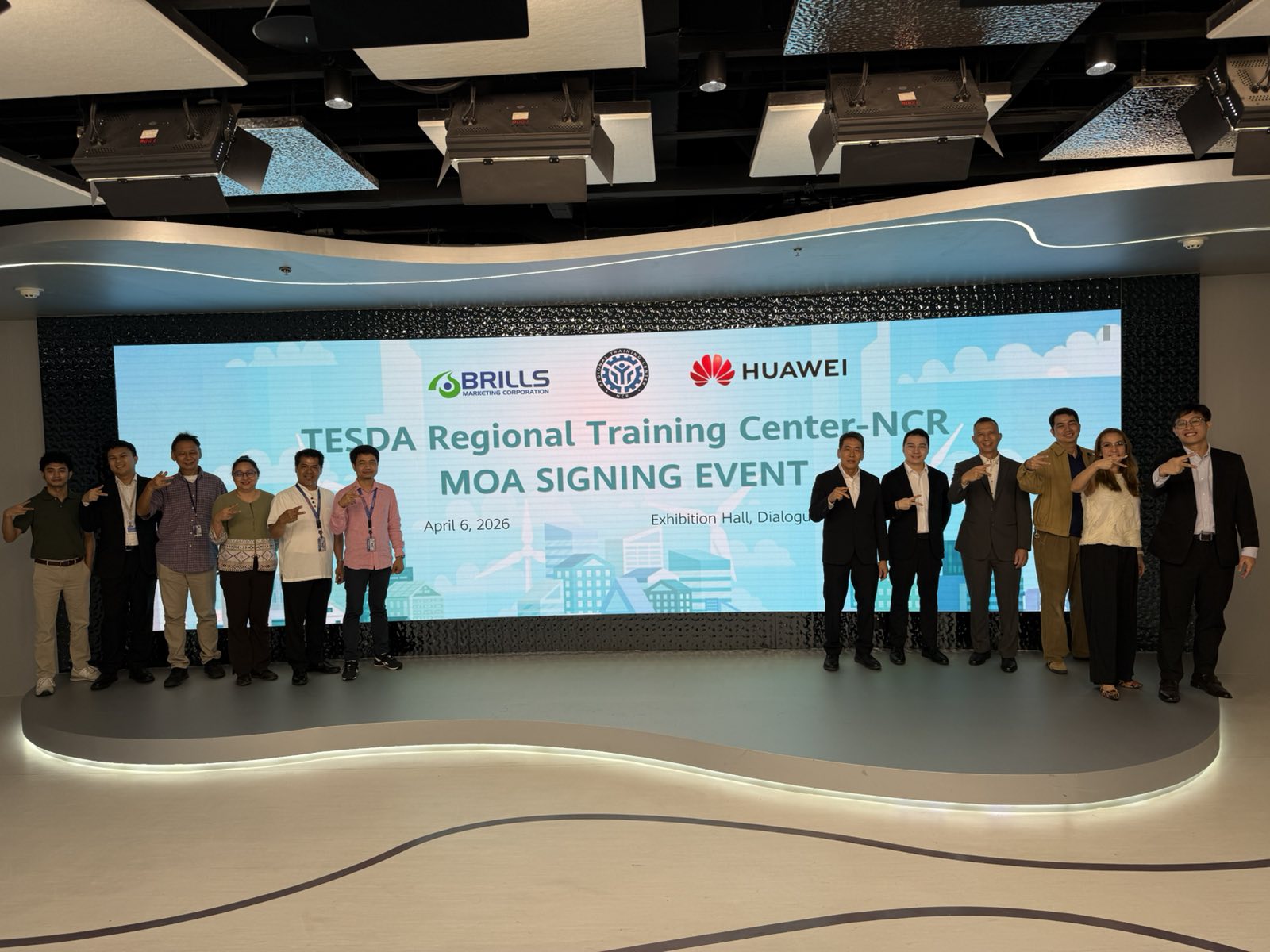 Empowering Green Skills Forward: TESDA RTC-NCR and Huawei Technologies Philippines Seal Smart PV Collaboration