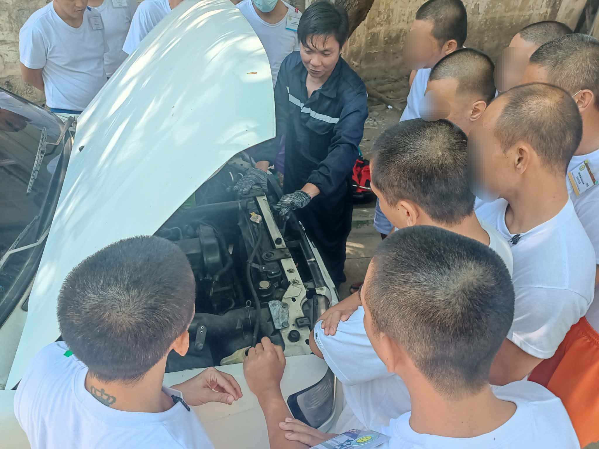 TESDA RTC-NCR Empowers Department of Health – Treatment and
Rehabilitation Center on Basic Automotive Preventive Maintenance and
Servicing